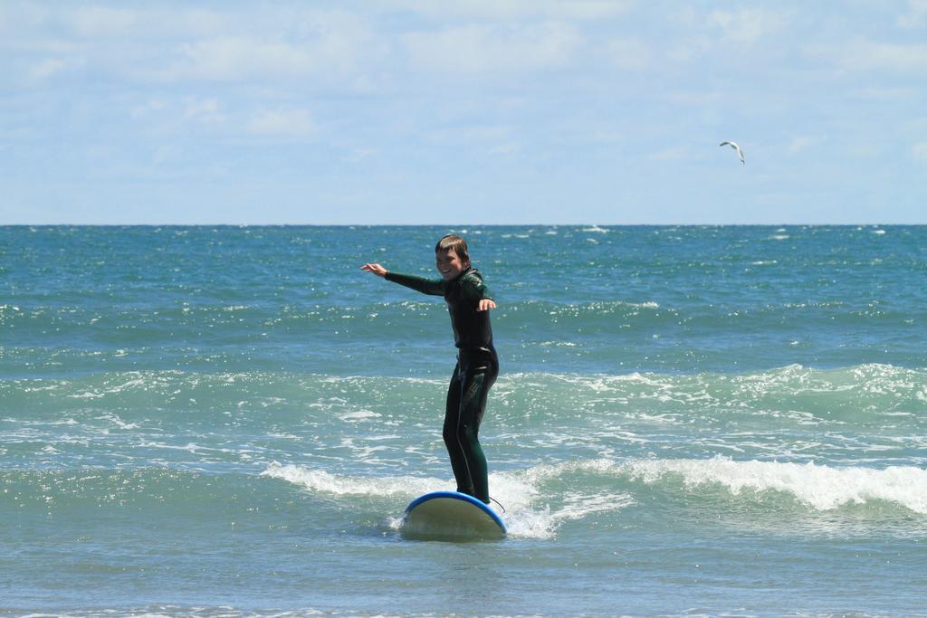 Bazil's Backpackers BBH Hostel&Surf School Westport Exterior foto